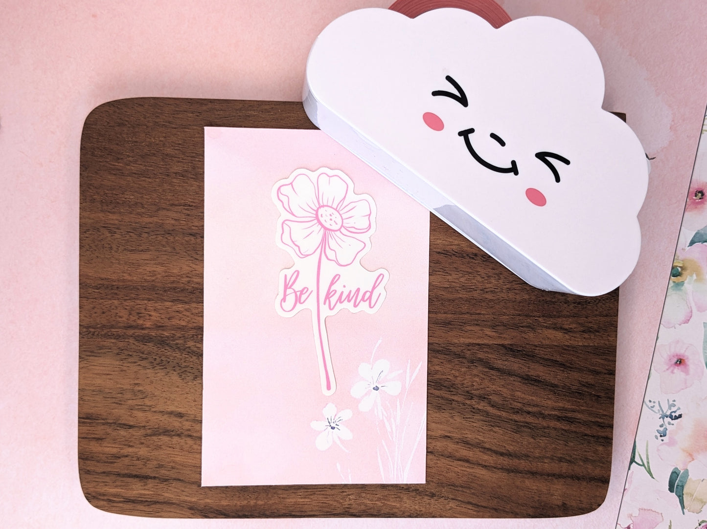 Sticker - "Be kind"