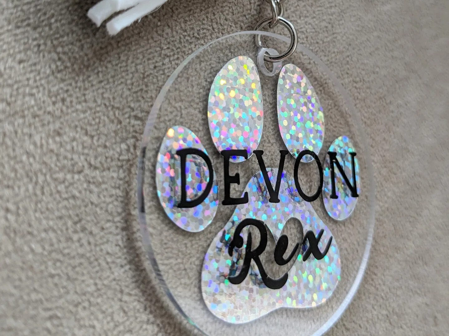 Nyckelring/keychain - Devon Rex - cool keychain with holographic paw