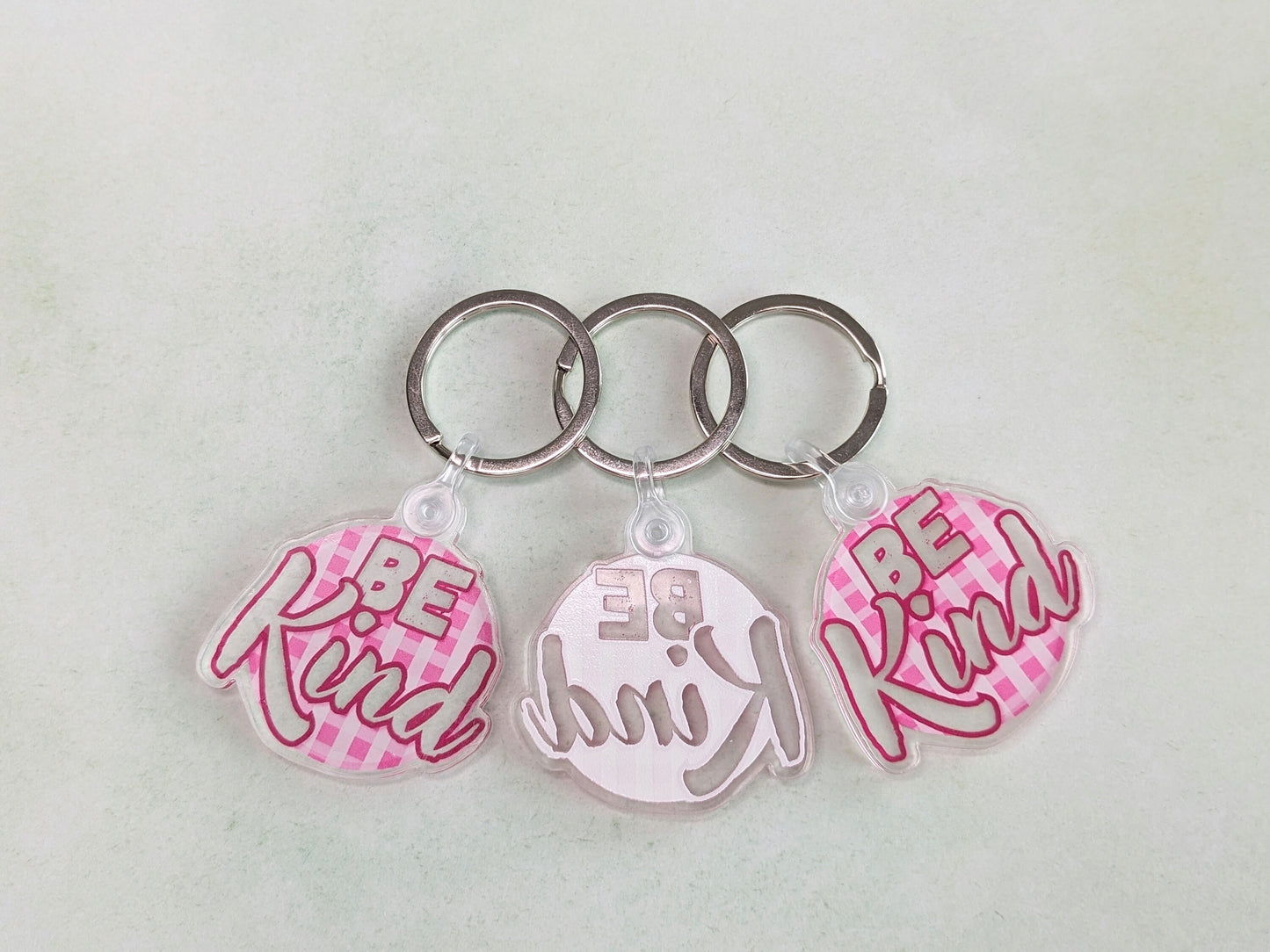 Nyckelring/keychain - Be Kind