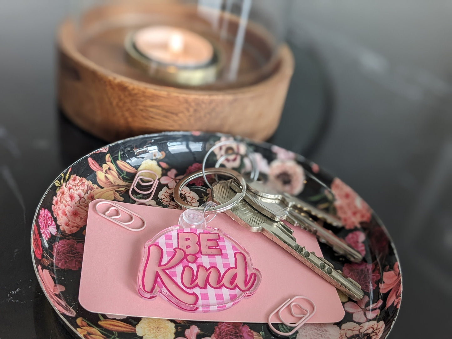 Nyckelring/keychain - Be Kind