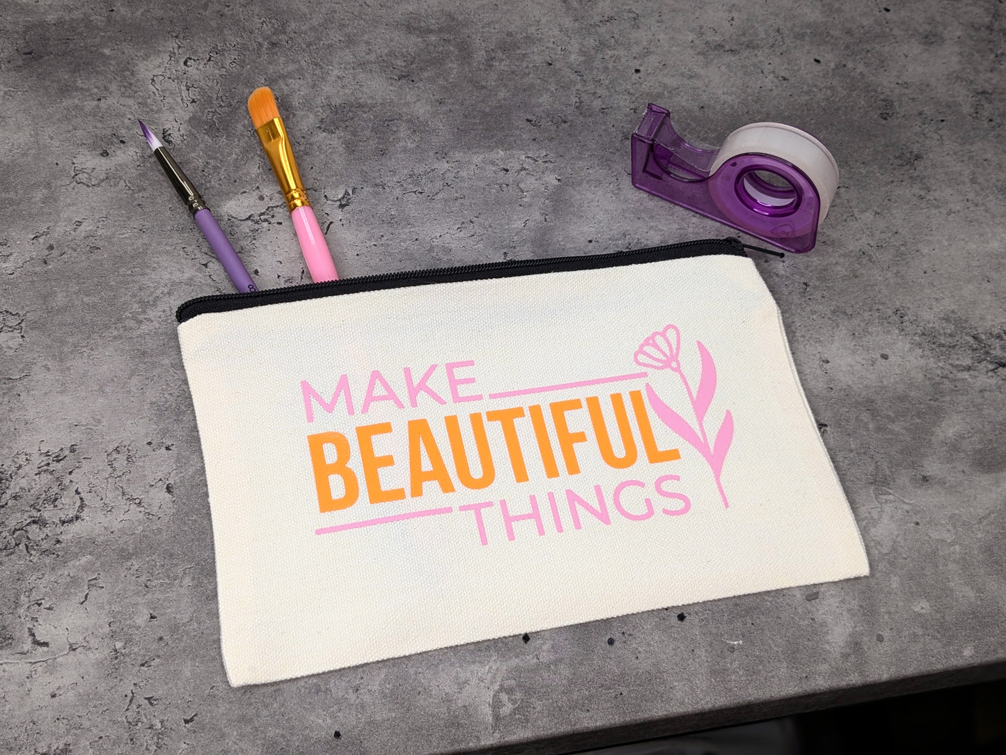 Necessär/Zipper bag - "Make Beautiful Things"